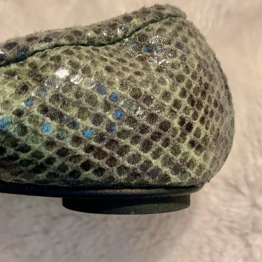 NEW Aera Flats Euro 39.5 /US 9 Ballet Slipper Style Green Python Animal Print - Picture 8 of 16